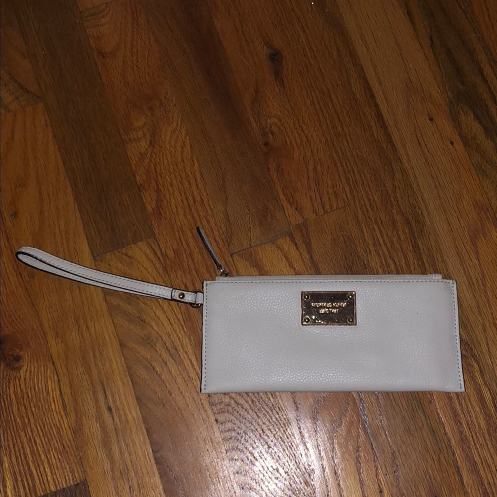 Michael Kors wristlet